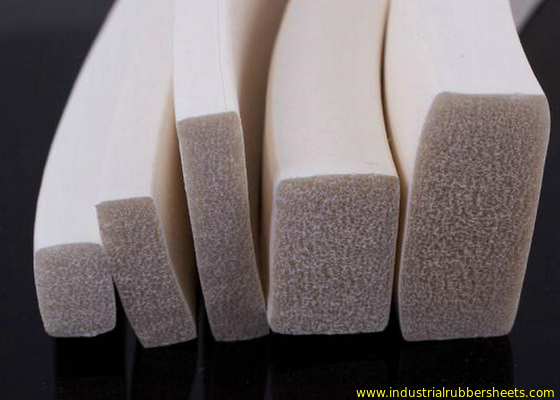 Dostosowane silikonowe wytłaczanie gąbki, pasek piankowy silikonowy wytworzony przez wytłaczanie lub cięcie