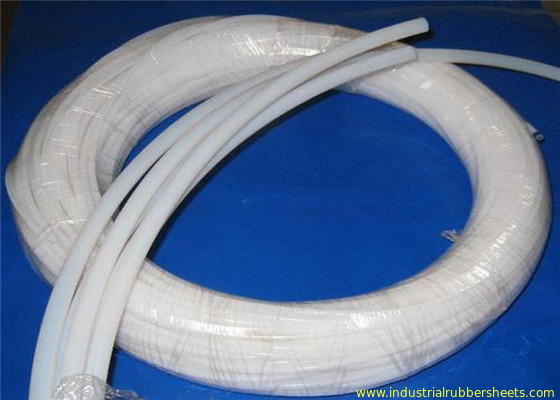 Odporność na warunki pogodowe Niska Wytrzymałe rurki PTFE, gęstość 2.1 - 2.3g / cm3