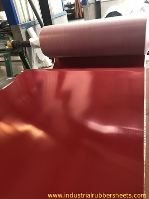 Gładka / Impression Fabric Industrial Rubber Sheet Czerwony kolor z klasą Premium