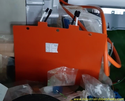 Niestandardowa silikonowa podkładka grzejna 228,5x290mm, grubość 2,0mm, 1000V