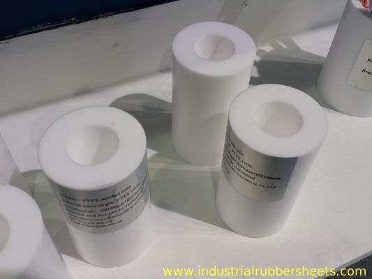 Odporność na warunki atmosferyczne i chemiczna rur i węży PTFE wykonanych z surowca PTFE